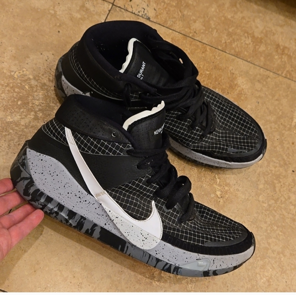 Nike Kevin Durant shoes size 12